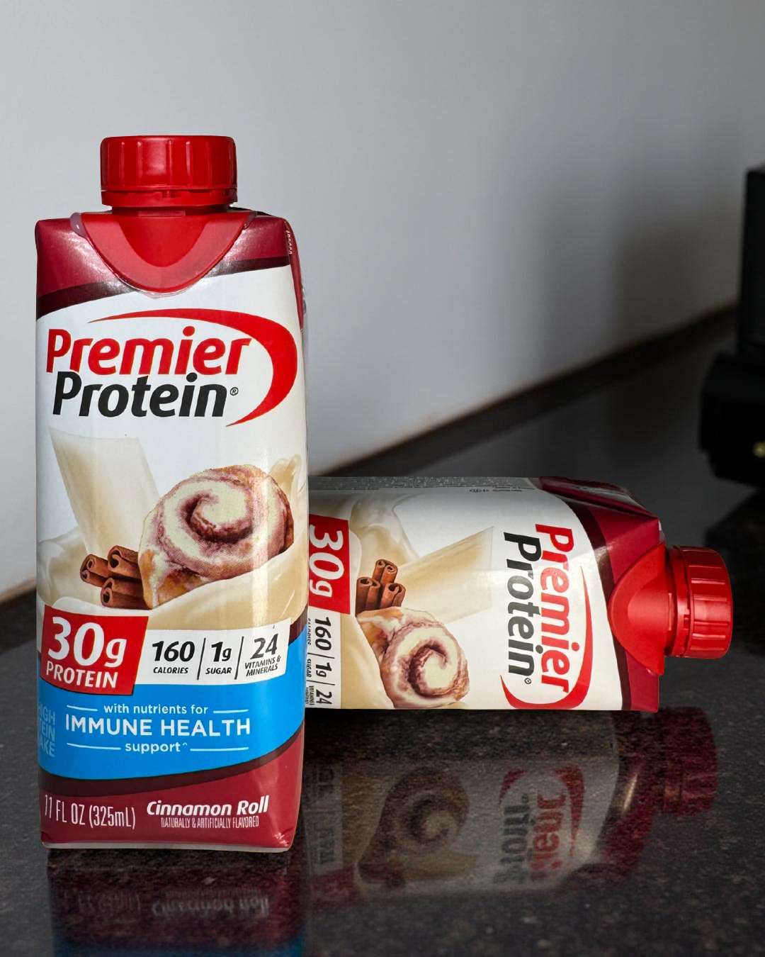 P9: Premier Protein Batido, Rollo de Canela, 11.5 Oz líq. (325 ml), 30 grs de proteína. (caja de 15 uds.)